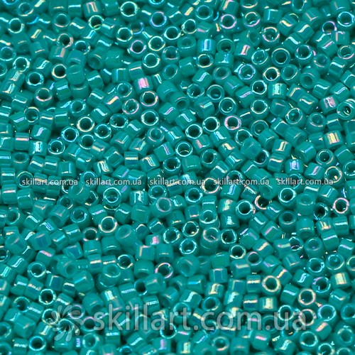 Бисер DB-1576 Miyuki Delica Beads 11/0 (жемчужный радужный, бирюзовый)